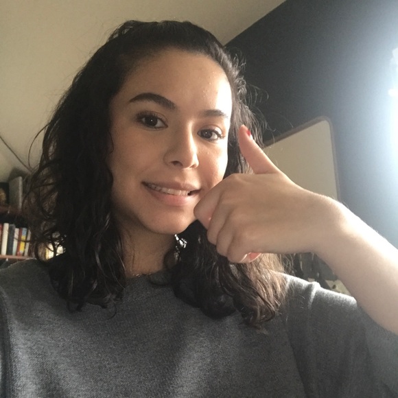 Meet your Posher, Amy - Picture 1 of 1